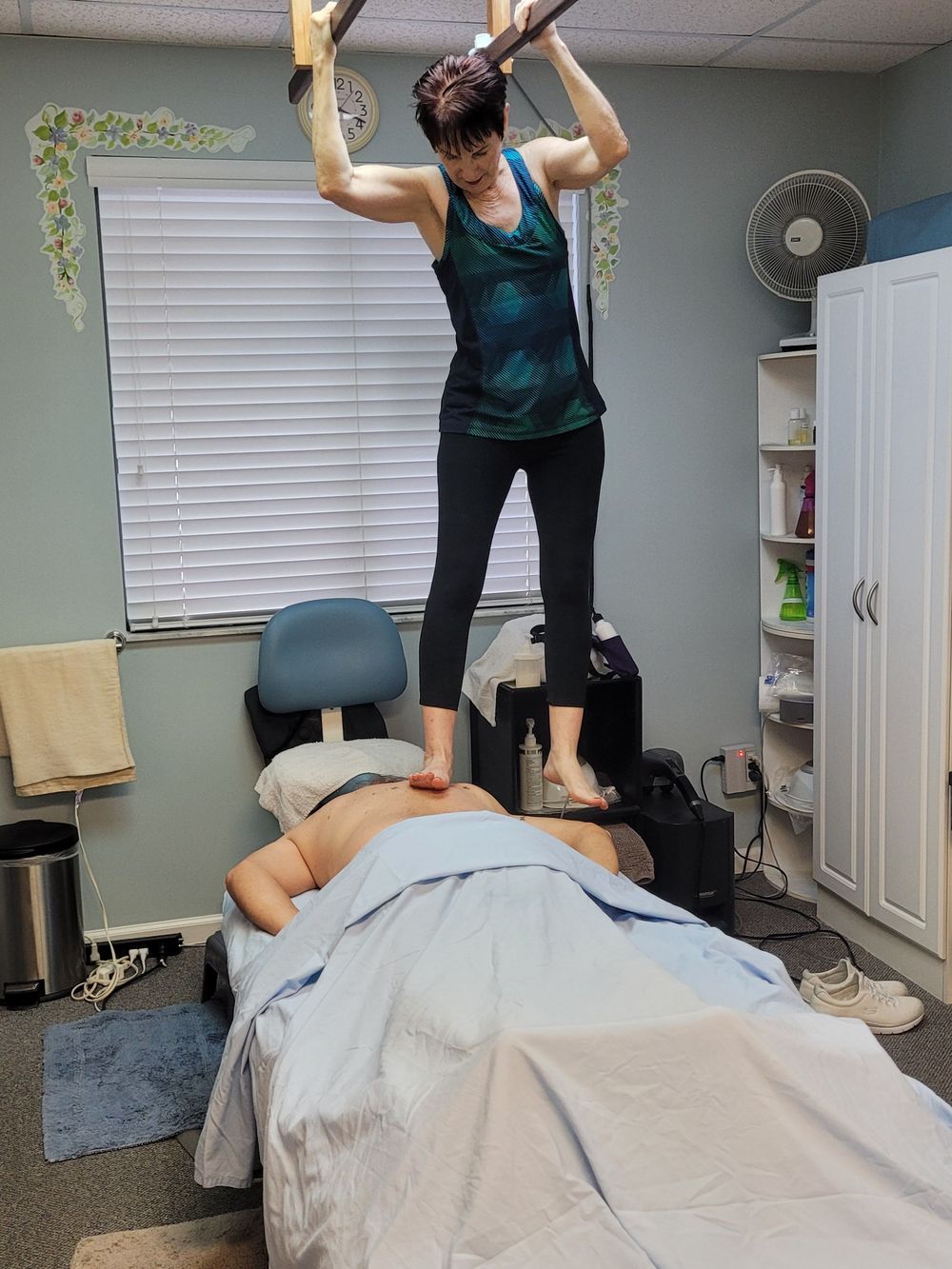 Ashiatsu Barefoot Massage