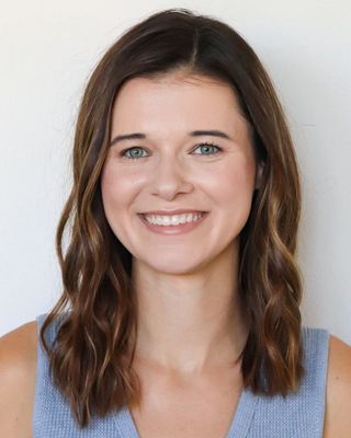 Photo of Emily Carlile - Emily Laraine Wellness, Nutritionist/Dietitian, MS, CNS, LDN