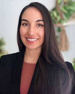 Photo of Tiana Lavin, Nutritionist/Dietitian, RDN
