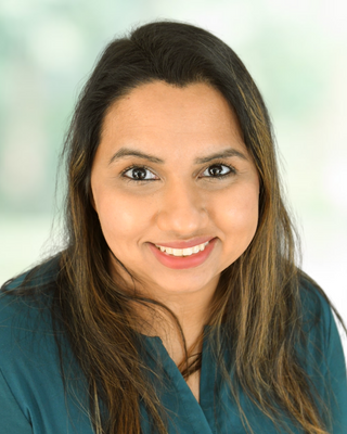Photo of Maeda Qureshi, RDN, MS, CDN, CNSD, Nutritionist/Dietitian in Forest Hills
