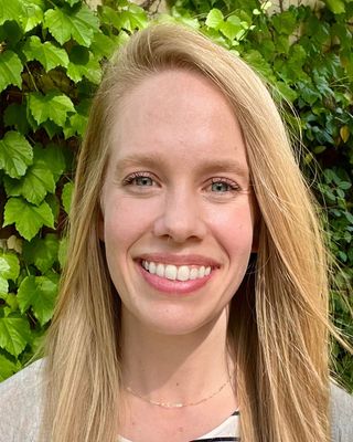Photo of Kiley Gregory, Nutritionist/Dietitian, RDN, CSO, LDN