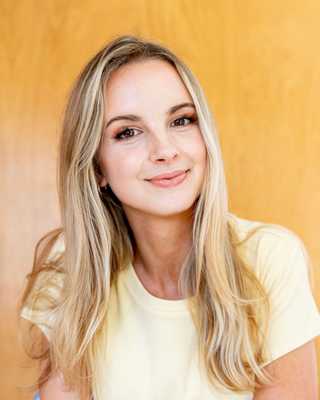 Photo of Ellen Handlan, Nutritionist/Dietitian, RD