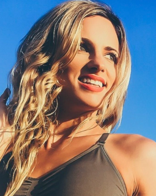 Photo of Rachelle Caves, Nutritionist/Dietitian, RDN, CHC, LDN, CPT