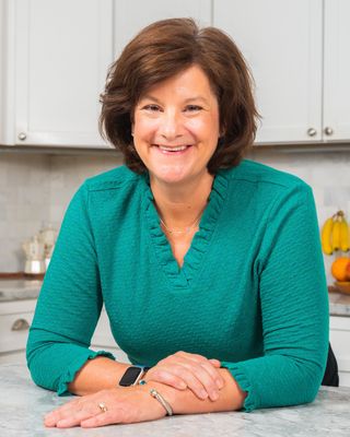 Photo of Kelly Abramson, Nutritionist/Dietitian, MS, RD, MSCP