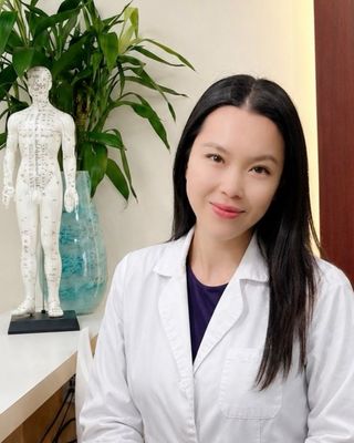 Photo of Dr. Victoria Zhong, Acupuncturist, LAc, DACM