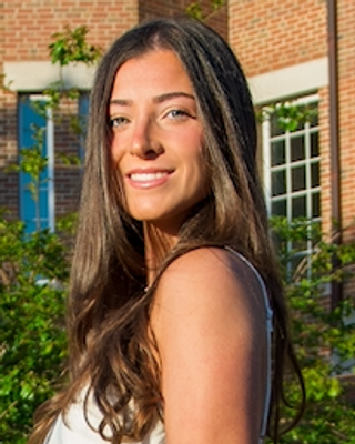 Photo of Carolina Szlufman, Nutritionist/Dietitian, RDN, CDN, LDN