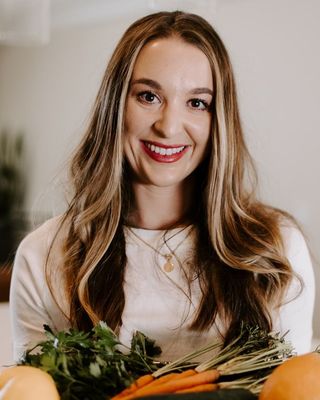 Photo of Taylor Wesely, Nutritionist/Dietitian [IN_LOCATION]