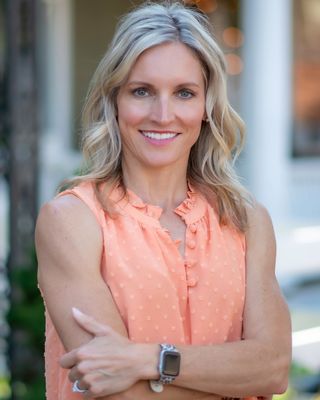 Photo of Andie B Schwartz, Nutritionist/Dietitian, MEd, RD, CSCS, RYT, CPT