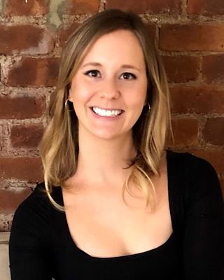 Photo of Chloe Ring, Nutritionist/Dietitian, MS, CNS