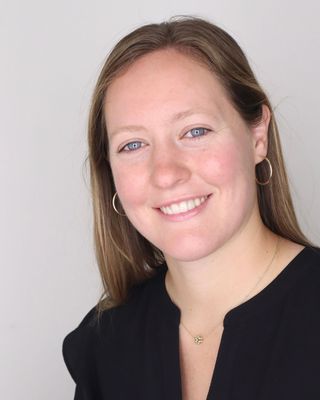 Photo of Genevieve Dooner, Nutritionist/Dietitian, RDN, MS, RYT