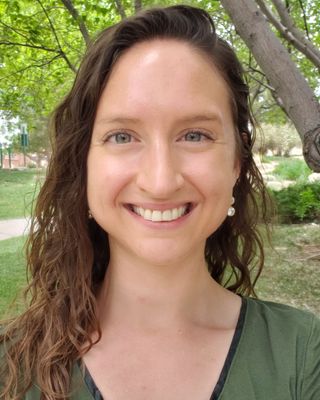Photo of Erica Golden, Nutritionist/Dietitian, RDN, IFNCP