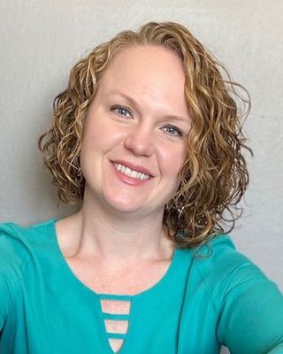 Photo of Erin Gonzalez - Erin Gonzalez Nutrition, Nutritionist/Dietitian, MS, RDN, CEDS
