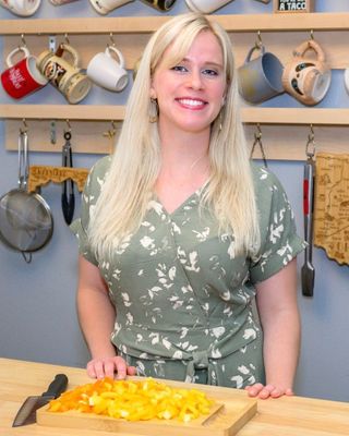 Photo of Erin Welch, Nutritionist/Dietitian, RDN, LDN