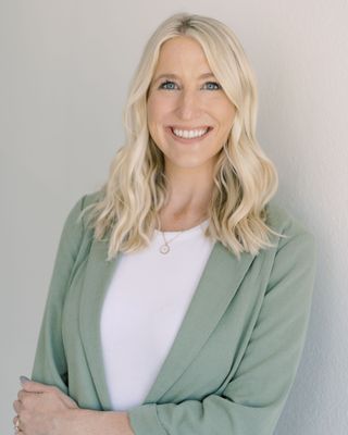 Photo of Kristen Fustos - Kristen Fustos - Happy Tummy Nutrition, Nutritionist/Dietitian, MS, RDN, CSP