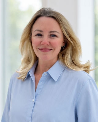 Photo of Rebecca Neveu, Nutritionist/Dietitian, RD