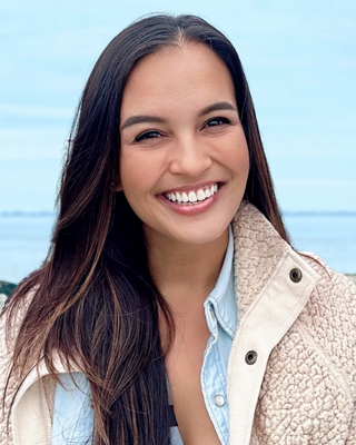 Photo of Rochelle Adriano, Nutritionist/Dietitian, MPH, RDN