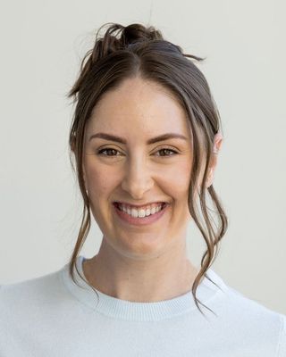 Photo of Alexa Halling, Nutritionist/Dietitian, MS, RD, CD