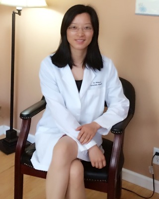 Photo of Rong Lu, Acupuncturist [IN_LOCATION]