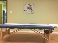 Gallery Photo of Acupuncture treatment table