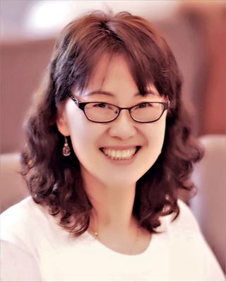 Photo of Nina Wang, Acupuncturist in Illinois