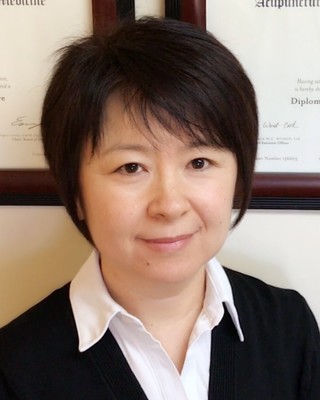 Photo of Hong Gao, Acupuncturist