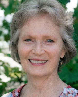 Photo of Laurie Campion, Nutritionist/Dietitian, CNC, CMT, CPT