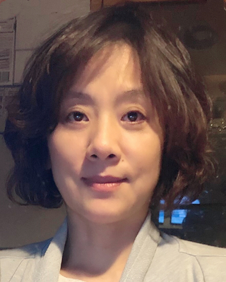 Photo of Grace Xu, Acupuncturist in Chicago, IL