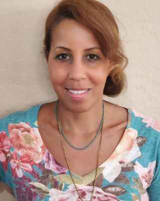 Photo of Natasha Knoten, Nutritionist/Dietitian, RDN