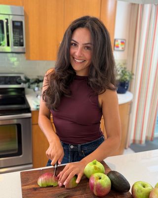 Photo of Annie Dupre, Nutritionist/Dietitian, RDN
