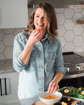 Photo of Chantal Hayes, Nutritionist/Dietitian, RD