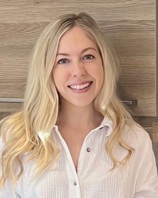 Photo of Taylor Polecrone, Nutritionist/Dietitian, RD, MHSc