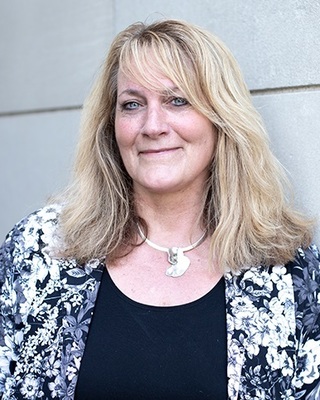 Photo of Dr. Keli Samuelson, Naturopath in Connecticut