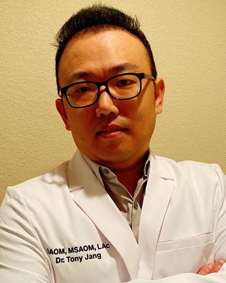 Photo of Dongsuk Tony Jang, Acupuncturist in Arizona