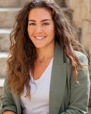 Photo of Nina Shamloo, Nutritionist/Dietitian, MS, CNS, LDN