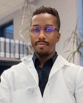 Photo of Dr. M. Mandela Lee - Herblee | Health and Wellness, Naturopath, MD, PhD(c), CLS-AAB