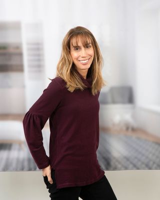 Photo of Lisa Sullivan, Nutritionist/Dietitian, MS, CNS, CDN