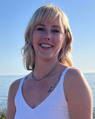 Photo of Molly Aronson, Massage Therapist, CMT