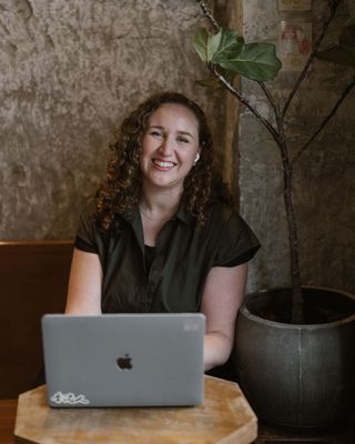 Photo of Christy Walowit, Nutritionist/Dietitian, MS, RDN