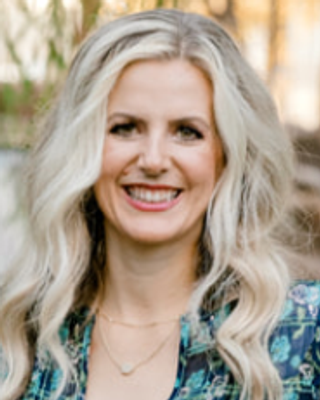 Photo of Amy Leigh Looney, Nutritionist/Dietitian, MS, RD, LD