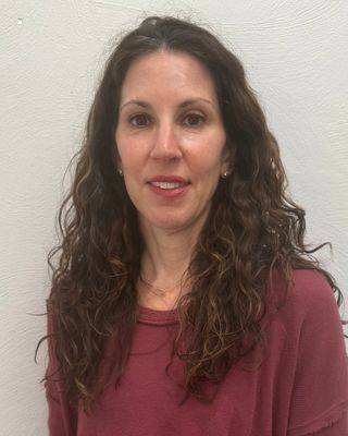 Photo of Megan Leigh Neiman, Nutritionist/Dietitian, RD, LDN