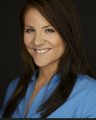 Photo of Emily Ramos, Nutritionist/Dietitian, RD, LDN, CNSC