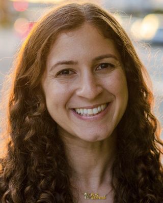 Photo of Anna Bohigian, Nutritionist/Dietitian, RDN