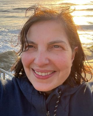 Photo of Vivian Moran, Nutritionist/Dietitian, MS, CNS, CDN, MBA