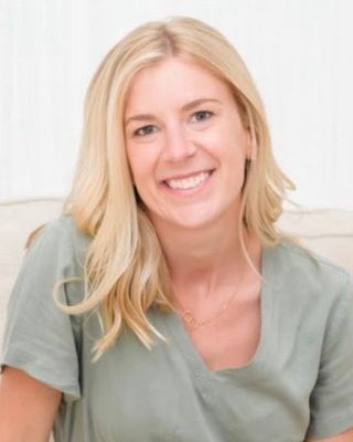 Photo of Lexi Moriarty (Sports + Eating Disorder Dietitian), Nutritionist/Dietitian in 07090, NJ
