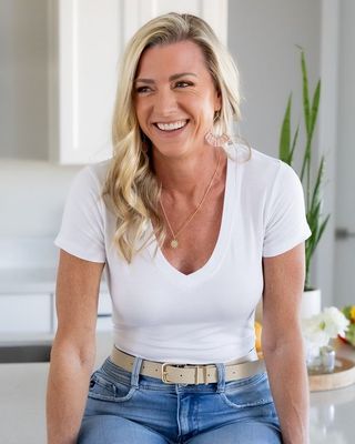 Photo of Brooke Erickson, Nutritionist/Dietitian, MS, CN