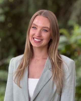 Photo of Jessica Larsen, Nutritionist/Dietitian, MScN, CN, CNS-C