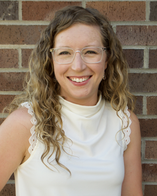 Photo of Alessandra DiMattia, Nutritionist/Dietitian, RD