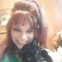 Gallery Photo of I am an animal lover...especially CATS!  (Here I am with my beautiful cat CHANEL.) I am also concerned about the optimal nutrition of animals.