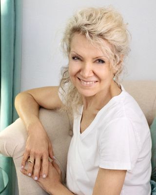 Photo of Ariana Geoffrey Stahlka - Energy Center, Inc., Acupuncturist, LAc, LMT, Dipl, OM, MSOM