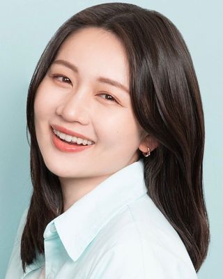 Photo of Yvoney Cao, Nutritionist/Dietitian, RD